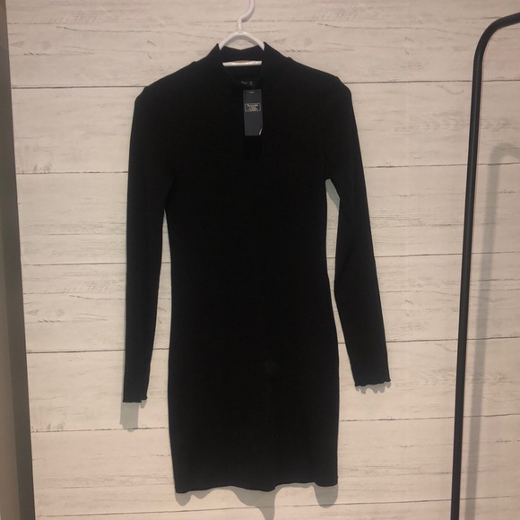 Abercrombie Mock Neck Black Dress - Picture 3 of 5